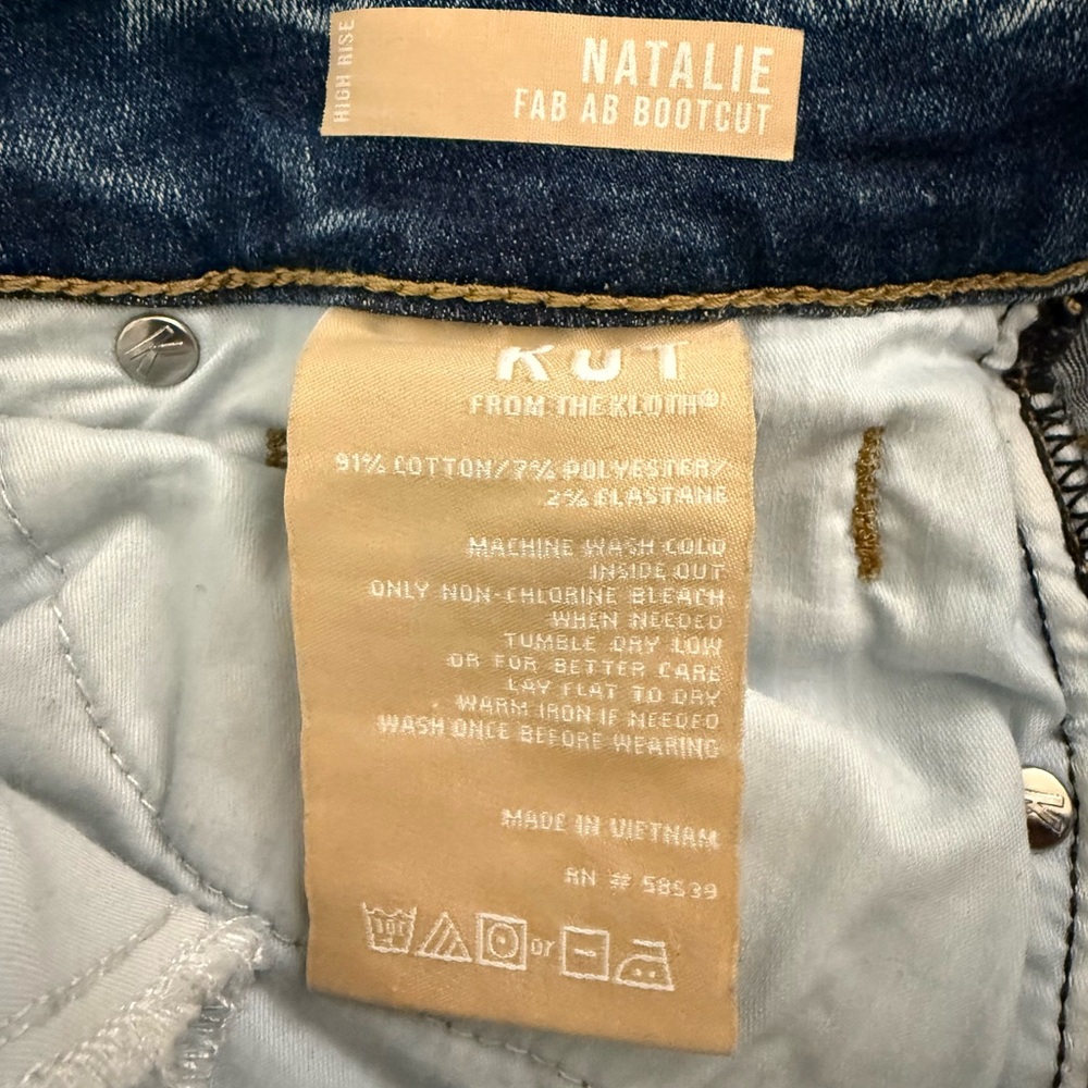 Kut from the Kloth Natalie Fab Ab Jeans - High Rise Bootcut Size 10S - Picture 4 of 7